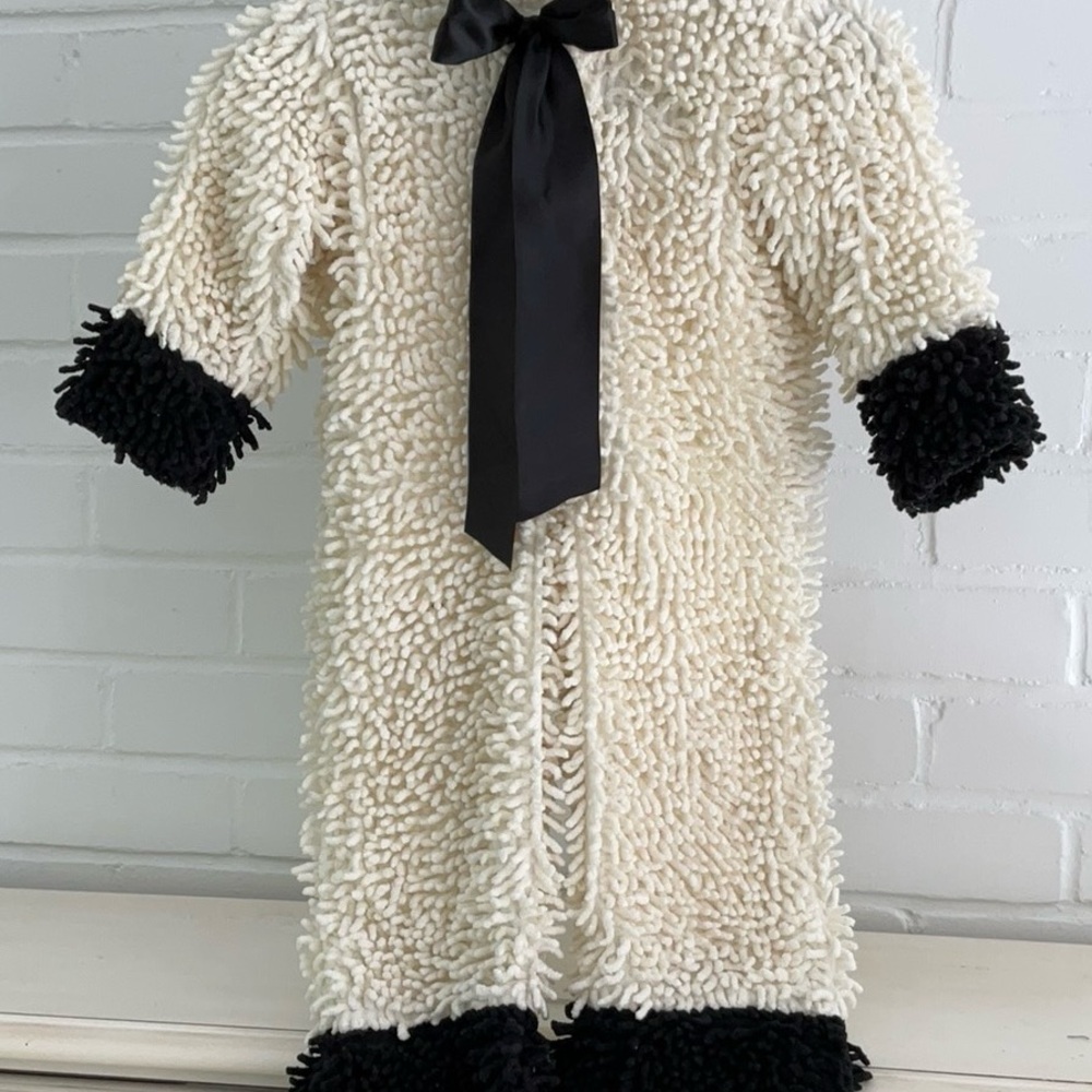 Toddler Serpa Looped Hooded One Piece Lamb Costume Size 12-18 Months